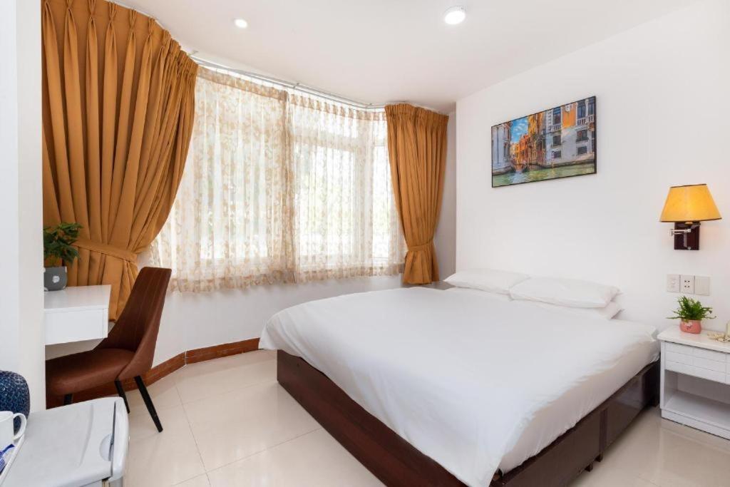 Cabana - 47a Nguyen Trai, Q1 - By Bay Luxury Khách sạn