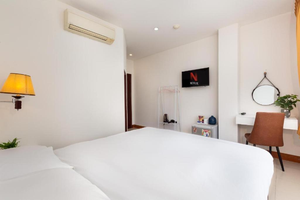 Cabana - 47a Nguyen Trai, Q1 - By Bay Luxury Khách sạn